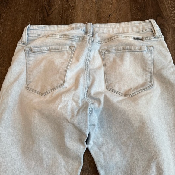 KanCan Jeans. Women’s size 15/31.  Light wash and in great condition! - Picture 7 of 8